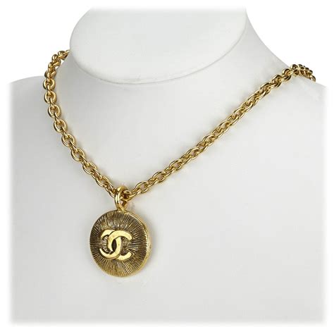 collana chanel con charms|Chanel necklace sale.